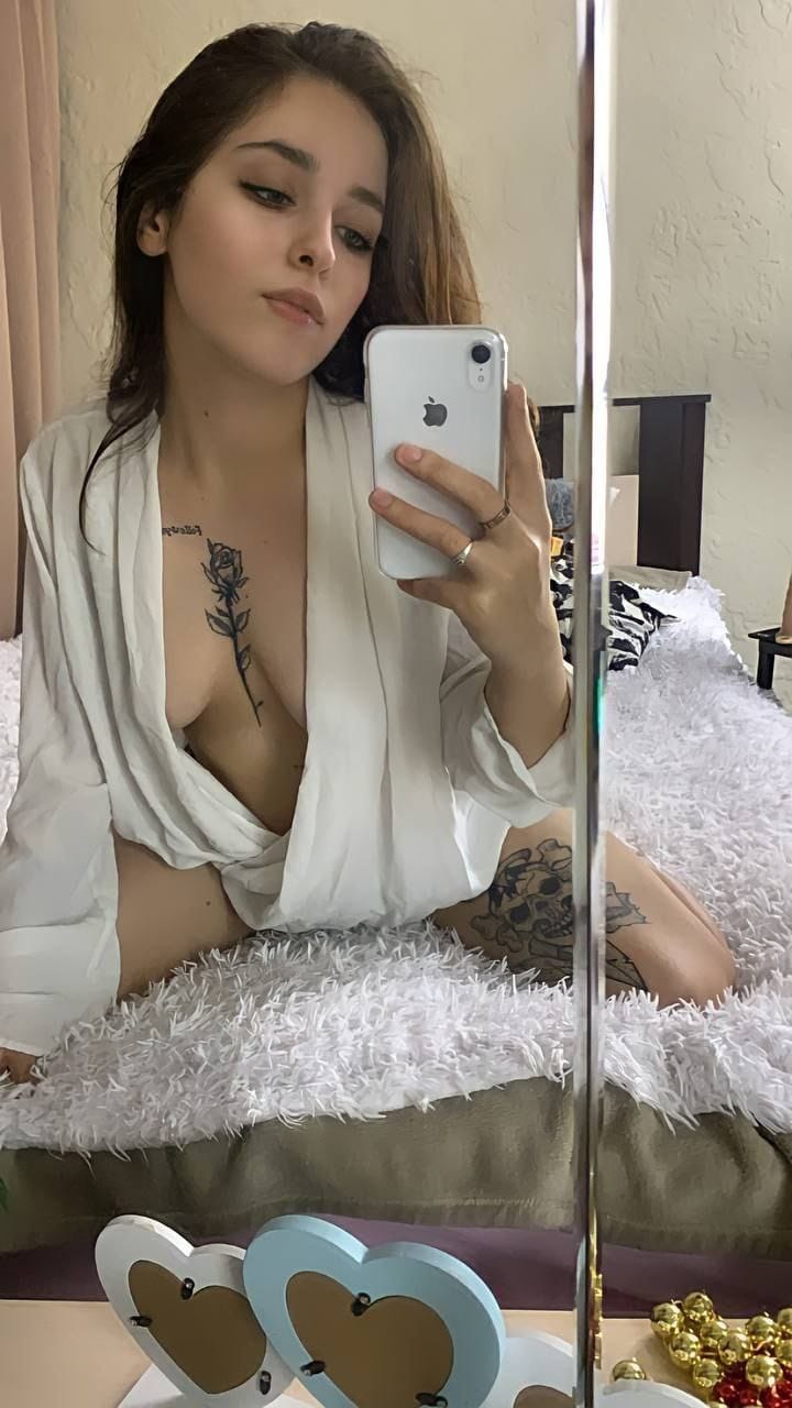 Проститутка Диана СПб у метро Электросила, телефон +79812142180